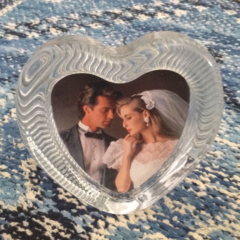 Mikasa crystal heart frame